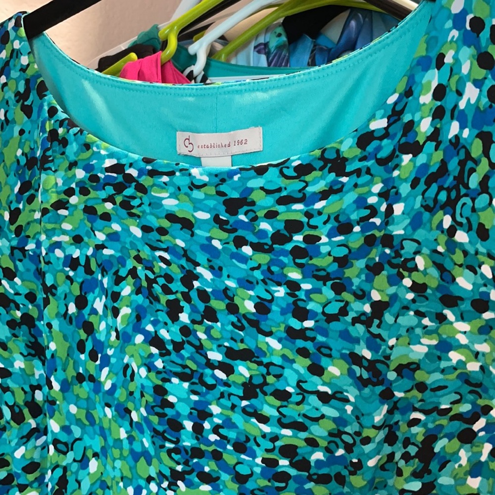 Dress - Picture 3 of 3